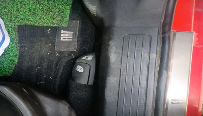 2015 Fiat Punto EVO EMOTION 1.3 MULTIJET 90 HP, Diesel, Manual, 86,744 km, interior