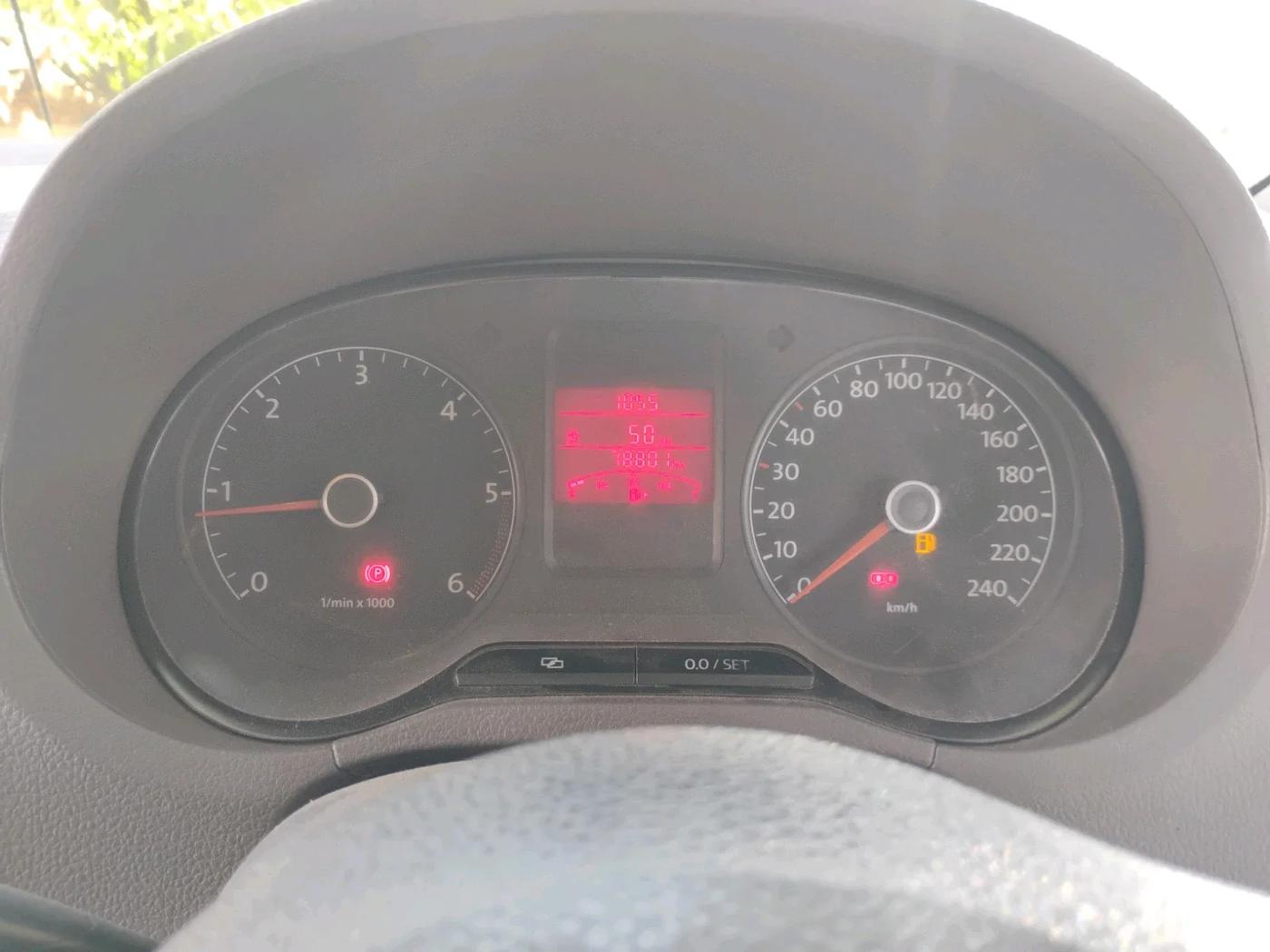 2014 Volkswagen Vento HIGHLINE DIESEL 1.6, Diesel, Manual, 78,801 km, interior