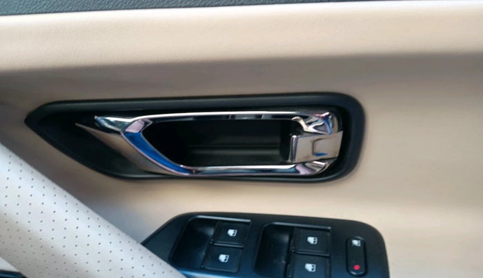 2021 Tata Safari XZ PLUS, Diesel, Manual, 38,990 km, interior