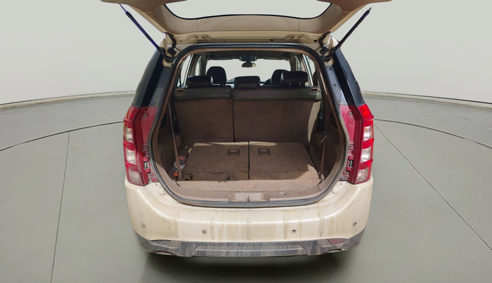 2012 Mahindra XUV500 W8, Diesel, Manual, 1,48,958 km, exterior