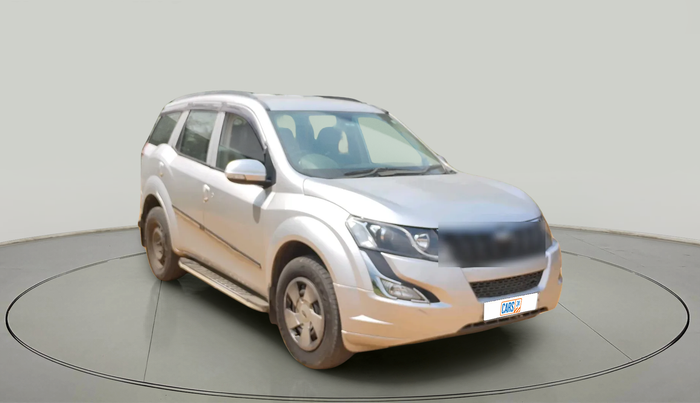 2016 Mahindra XUV500 W4, Diesel, Manual, 1,02,198 km, exterior