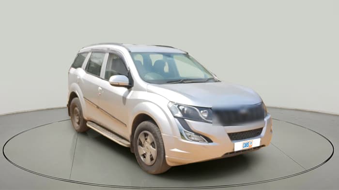 2016 Mahindra XUV500 W4, Diesel, Manual, 1,02,300 km, exterior