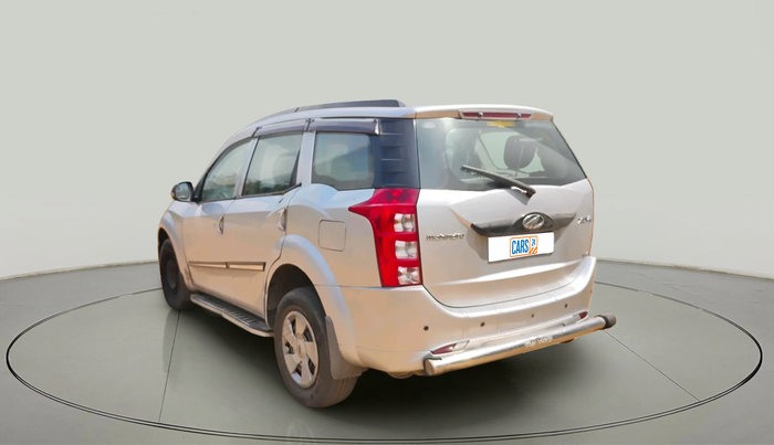 2016 Mahindra XUV500 W4, Diesel, Manual, 1,02,198 km, exterior