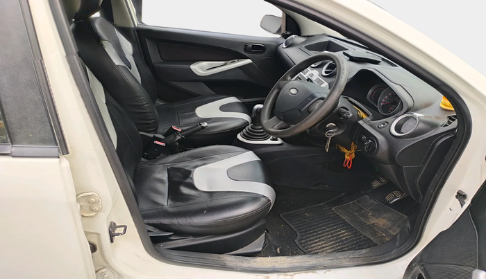 2012 Ford Figo ZXI 1.4 DIESEL, Diesel, Manual, 1,77,395 km, interior