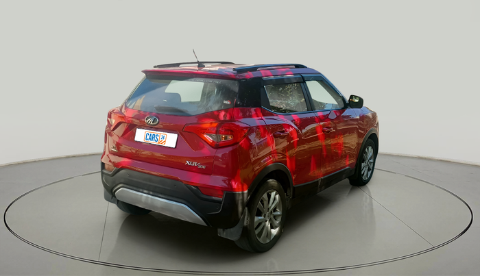 2020 Mahindra XUV300 W8 1.5 DIESEL AMT, Diesel, Automatic, 1,27,701 km, exterior