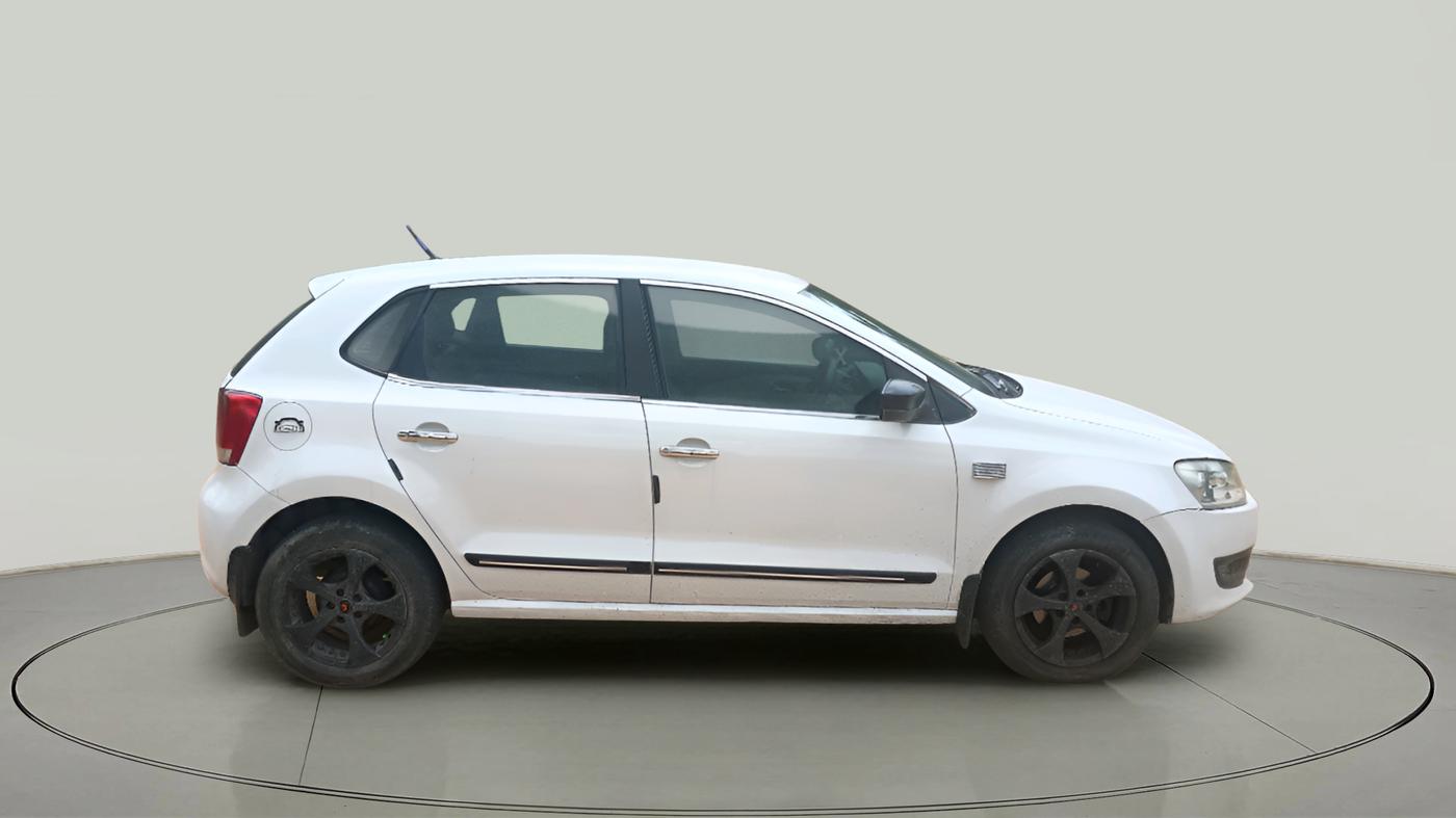 2013 Volkswagen Polo TRENDLINE 1.2L DIESEL, Diesel, Manual, 1,10,942 km, exterior