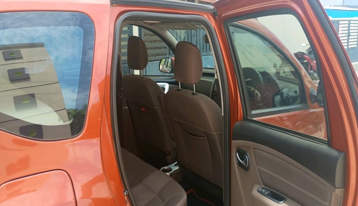 2017 Renault Duster 110 PS RXZ DIESEL, Diesel, Manual, 1,19,210 km, interior