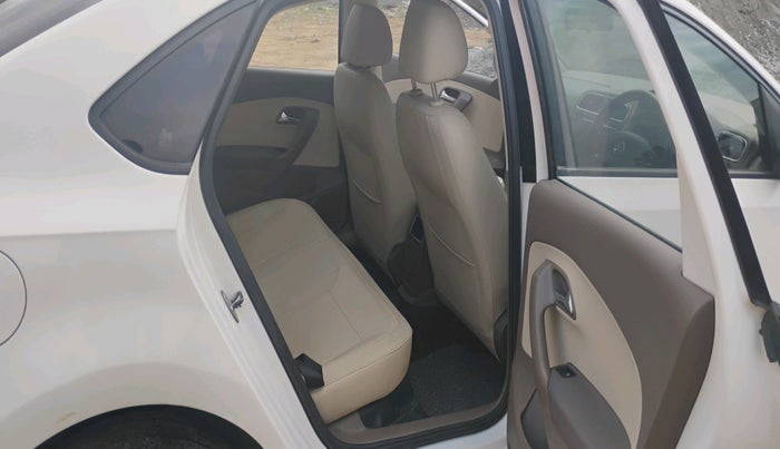 2015 Skoda Rapid 1.5 TDI CR ELEGANCE PLUS AT, Diesel, Automatic, 1,32,194 km, interior