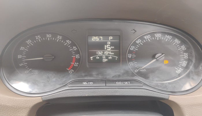 2015 Skoda Rapid 1.5 TDI CR ELEGANCE PLUS AT, Diesel, Automatic, 1,32,194 km, interior
