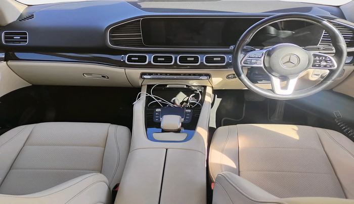 2023 Mercedes Benz GLE 300 D 4MATIC LWB, Diesel, Automatic, 41,098 km, interior