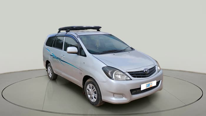 2011 Toyota Innova 2.5 G4 7 STR, Diesel, Manual, 2,37,869 km, exterior