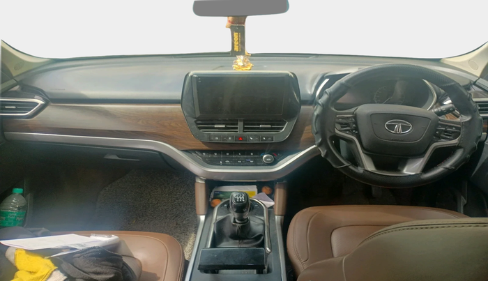2019 Tata Harrier XZ 2.0L, Diesel, Manual, 1,28,431 km, interior