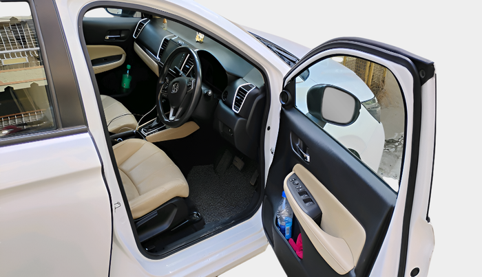 2022 Honda City 1.5L I-VTEC ZX CVT, Petrol, Automatic, 45,444 km, interior