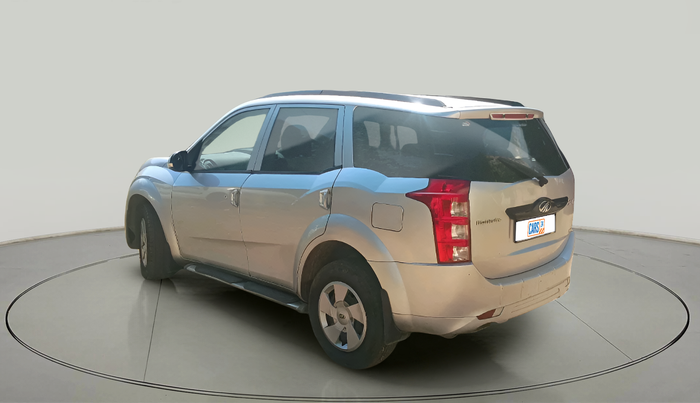 2017 Mahindra XUV500 W4, Diesel, Manual, 1,83,598 km, exterior