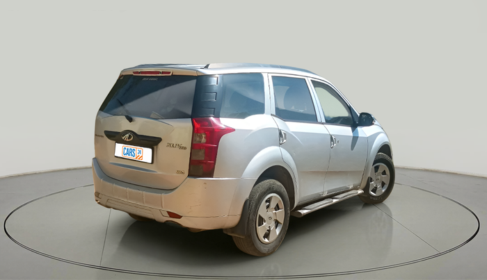 2017 Mahindra XUV500 W4, Diesel, Manual, 1,83,598 km, exterior