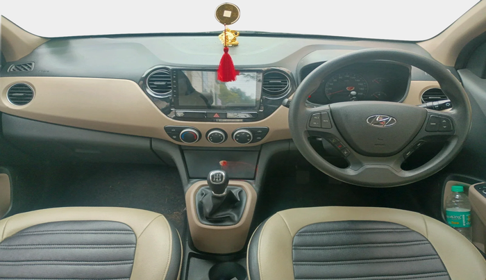 2017 Hyundai Xcent SX 1.2, Petrol, Manual, 63,686 km, interior