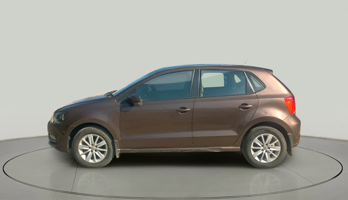 2016 Volkswagen Polo HIGHLINE1.5L, Diesel, Manual, 1,37,545 km, exterior