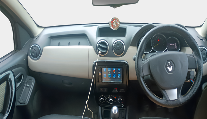 2015 Renault Duster 110 PS RXL DIESEL, Diesel, Manual, 99,872 km, interior