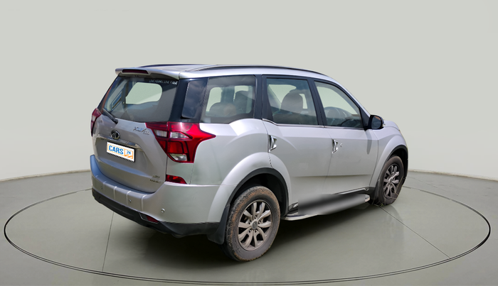 2018 Mahindra XUV500 W11 AT, Diesel, Automatic, 1,63,518 km, exterior