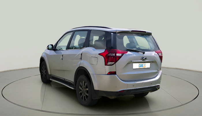 2018 Mahindra XUV500 W11 AT, Diesel, Automatic, 1,63,518 km, exterior