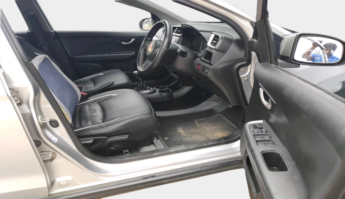 2016 Honda BR-V 1.5L I- DTEC V, Diesel, Manual, 1,94,573 km, interior