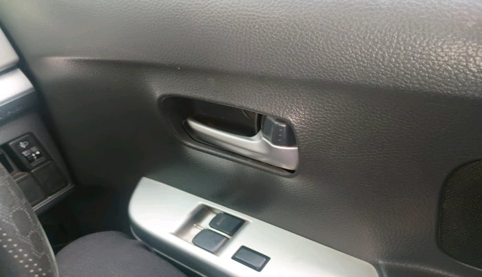 2010 Maruti Wagon R LXI MINOR, Petrol, Manual, 65,052 km, interior