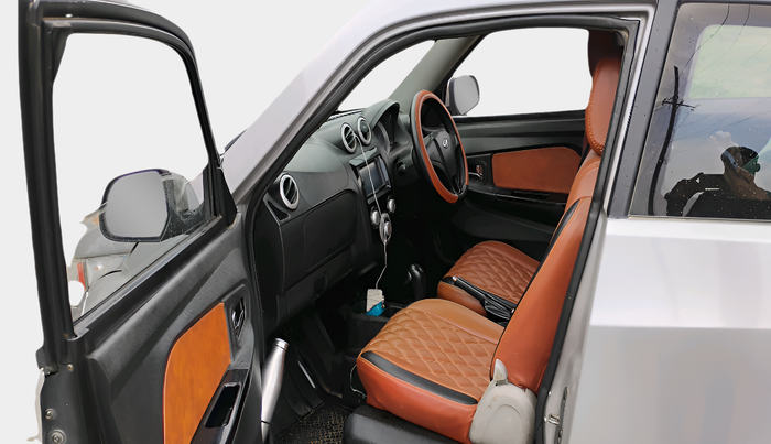 2014 Mahindra E2O T0, Electric, Automatic, 76,510 km, interior
