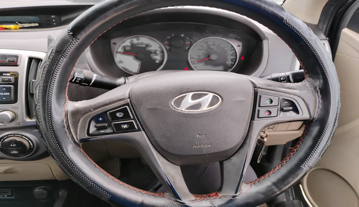 2013 Hyundai i20 SPORTZ 1.4 CRDI, Diesel, Manual, 1,37,542 km, interior