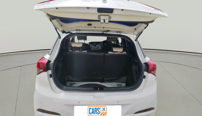 2015 Hyundai Elite i20 ASTA 1.4 CRDI, Diesel, Manual, 1,53,835 km, exterior