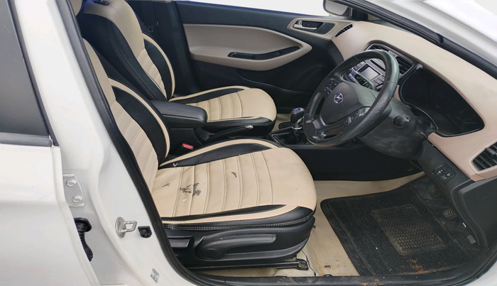 2015 Hyundai Elite i20 ASTA 1.4 CRDI, Diesel, Manual, 1,53,835 km, interior