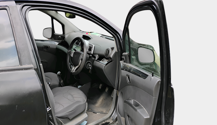 2011 Chevrolet Beat LT PETROL, Petrol, Manual, 1,00,705 km, interior