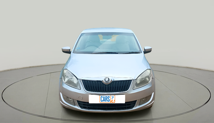 2013 Skoda Rapid ELEGANCE 1.6 TDI CR MT, Diesel, Manual, 98,433 km, exterior