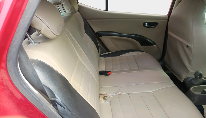 2013 Hyundai i10 SPORTZ 1.2, Petrol, Manual, 1,09,077 km, interior