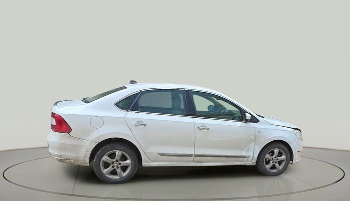 2014 Skoda Rapid ELEGANCE 1.6 TDI CR MT, Diesel, Manual, 74,200 km, exterior