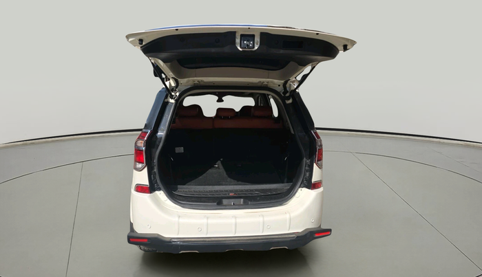 2019 Mahindra XUV500 W9, Diesel, Manual, 47,127 km, exterior