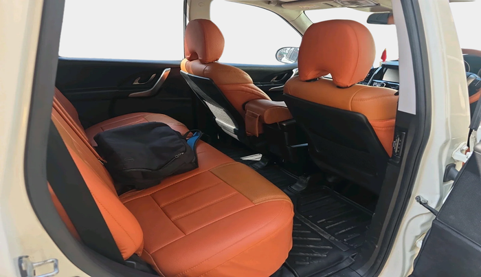 2019 Mahindra XUV500 W9, Diesel, Manual, 47,127 km, interior