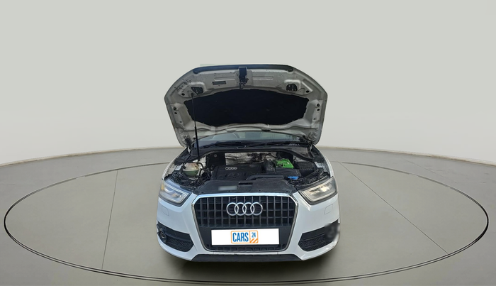 2013 Audi Q3 2.0 TDI QUATTRO, Diesel, Automatic, 1,20,575 km, exterior