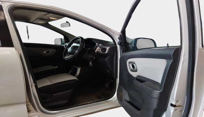 2020 Datsun Redi Go T(O) 1.0 AMT, Petrol, Automatic, 17,647 km, interior