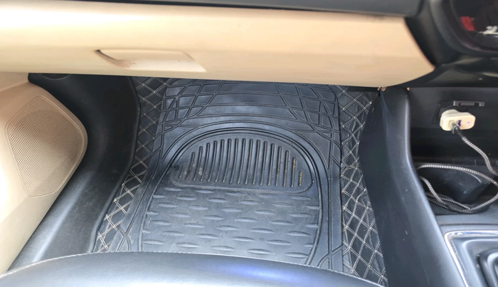 2020 Honda Amaze 1.5L I-DTEC S, Diesel, Manual, 93,476 km, interior