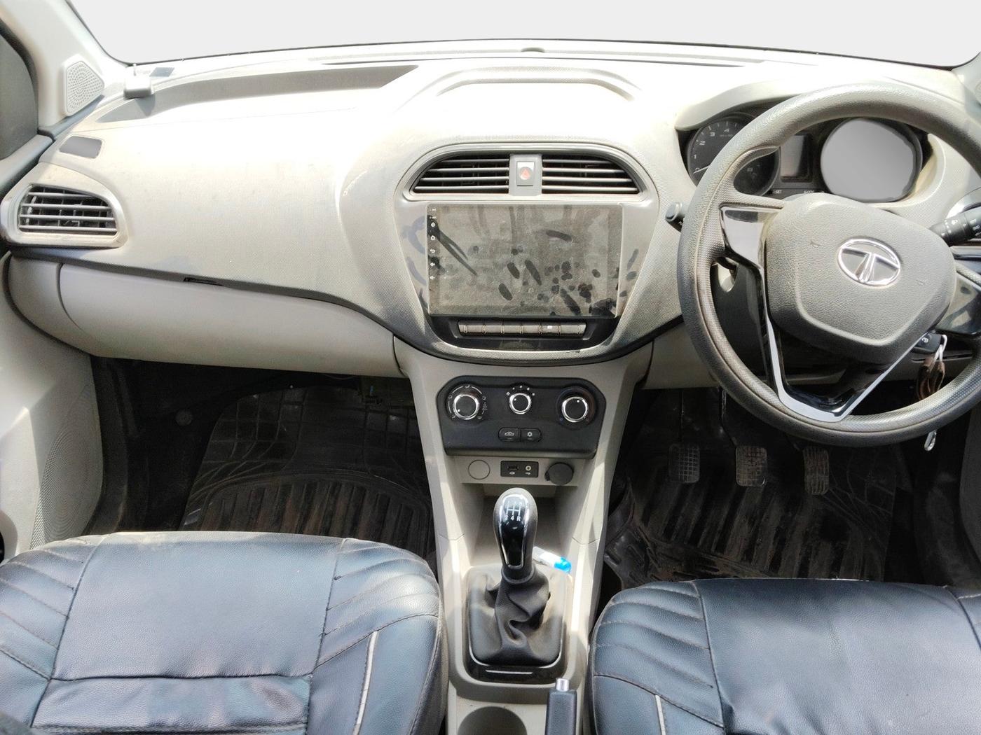 2018 Tata Tiago XT PETROL, Petrol, Manual, 52,215 km, interior