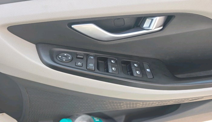 2024 Hyundai Creta S (O) 1.5 PETROL, Petrol, Manual, 32,749 km, interior