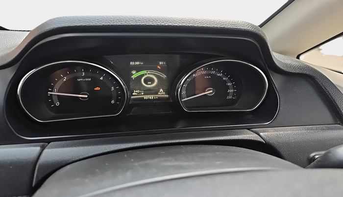 2017 Tata Hexa XT 4X2 7 STR, Diesel, Manual, 93,763 km, interior