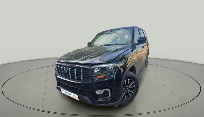 2024 Mahindra SCORPIO-N Z2 DIESEL MT 7 STR, Diesel, Manual, 29,915 km, exterior