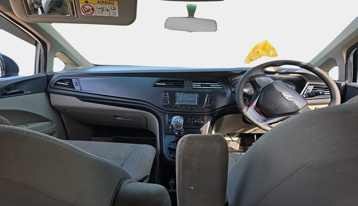 2019 Mahindra MARAZZO M4 8 STR, Diesel, Manual, 1,99,688 km, interior