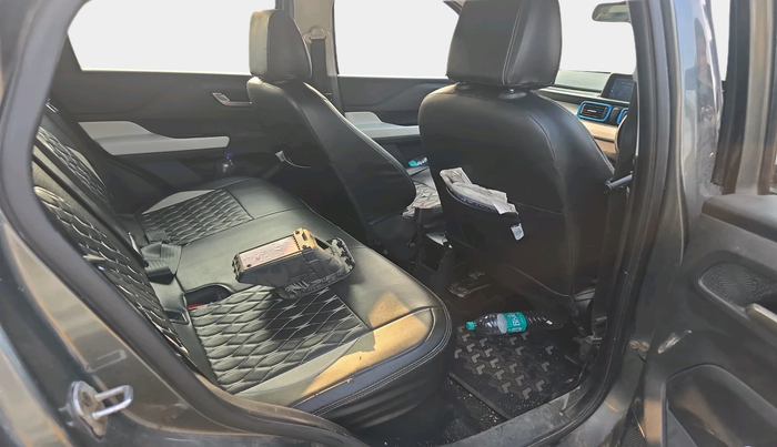 2022 Tata PUNCH CREATIVE  MT, Petrol, Manual, 31,934 km, interior