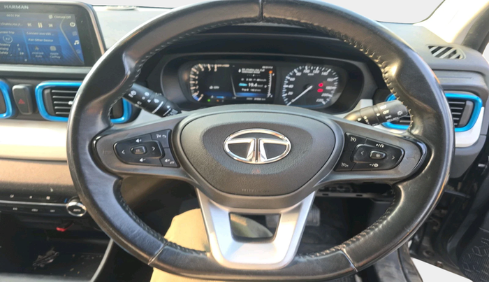 2022 Tata PUNCH CREATIVE  MT, Petrol, Manual, 31,934 km, interior