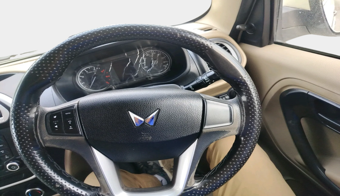 2022 Mahindra BOLERO NEO N 8, Diesel, Manual, 78,957 km, interior