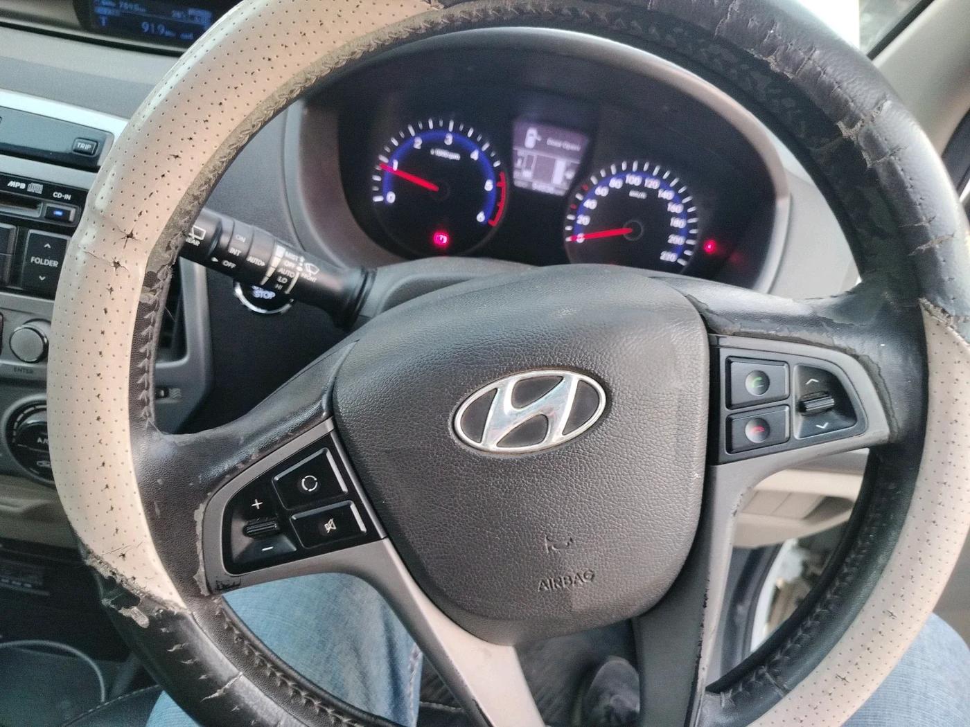 2014 Hyundai i20 ASTA 1.4 CRDI, Diesel, Manual, 94,836 km, interior