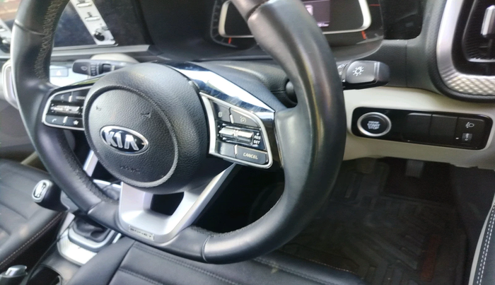 2021 KIA SONET HTX 1.0 IMT, Petrol, Manual, 19,061 km, interior