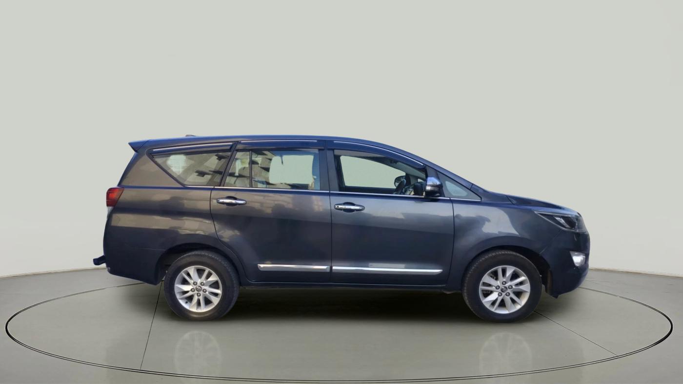 2016 Toyota Innova Crysta 2.4 VX 7 STR, Diesel, Manual, 79,479 km, exterior